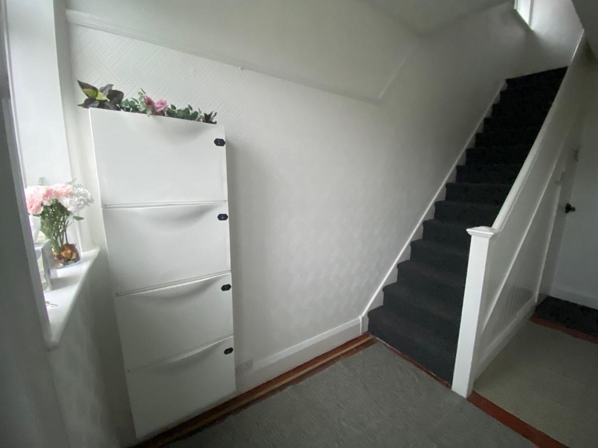 Room 2 Peaceful Stay Near Derby City Centre Exterior foto